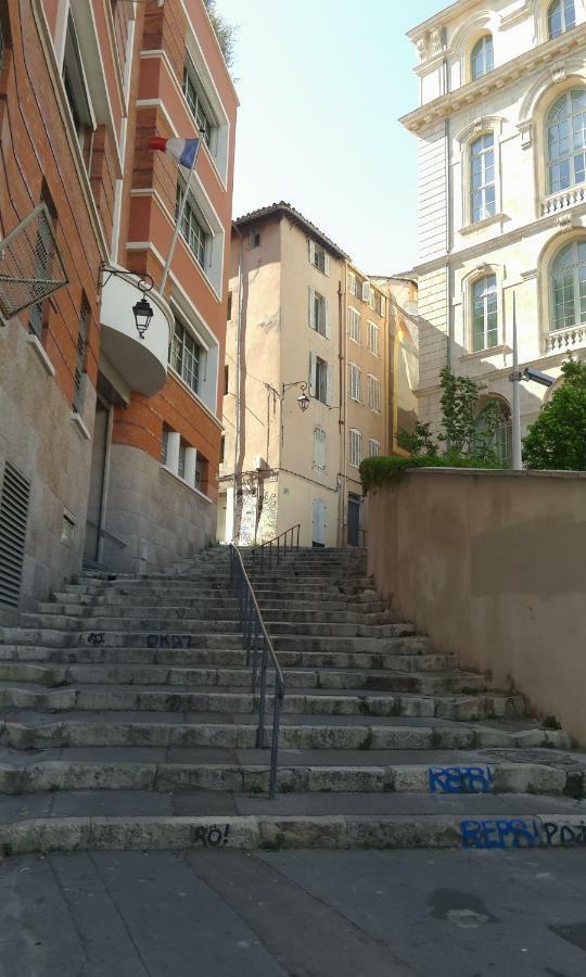 La Maison De Valentino Marseille Exteriör bild